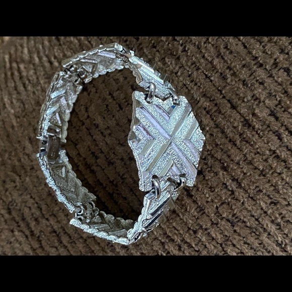 Vintage Sarah Coventry silver bracelet & earrings - Picture 8 of 9